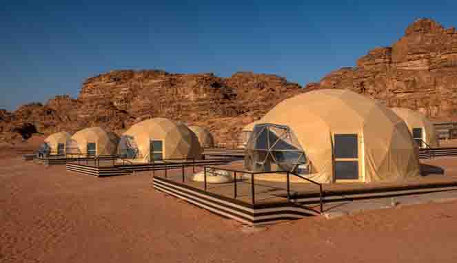 Mengintip Sensasi Menginap di Mars ala Sun City Camp